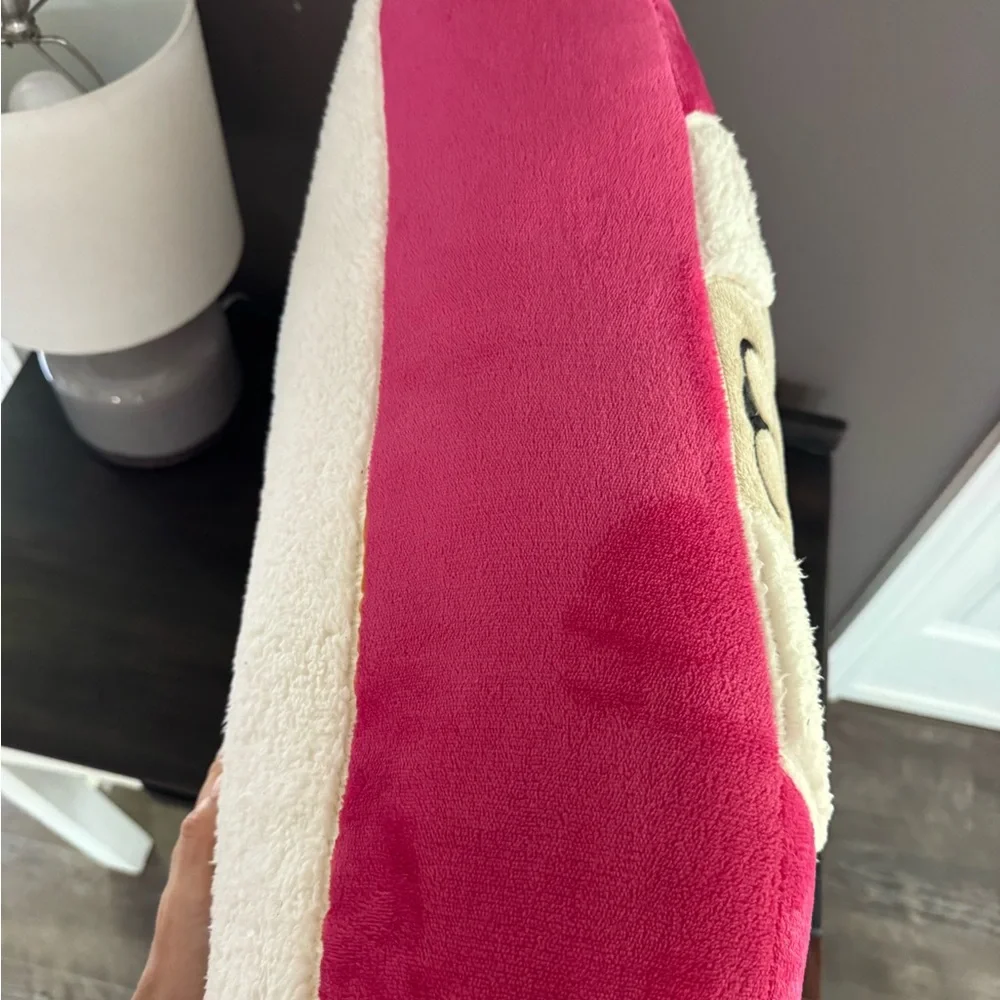 American Kids Love plushies floor pillow 2ft x 2ft hot pink and white